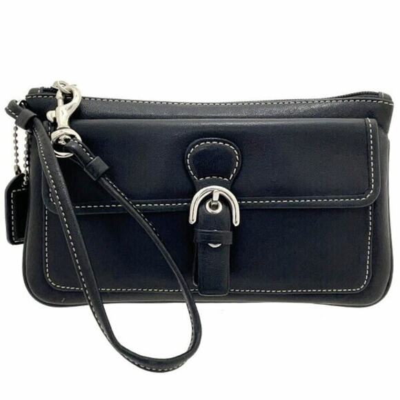 Coach Soho Black Leather Vintage Clutch Wristlet - Picture 1 of 6